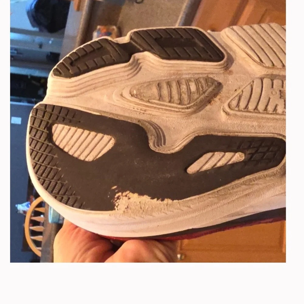 Hoka Bondi 6 - Picture 8 of 9